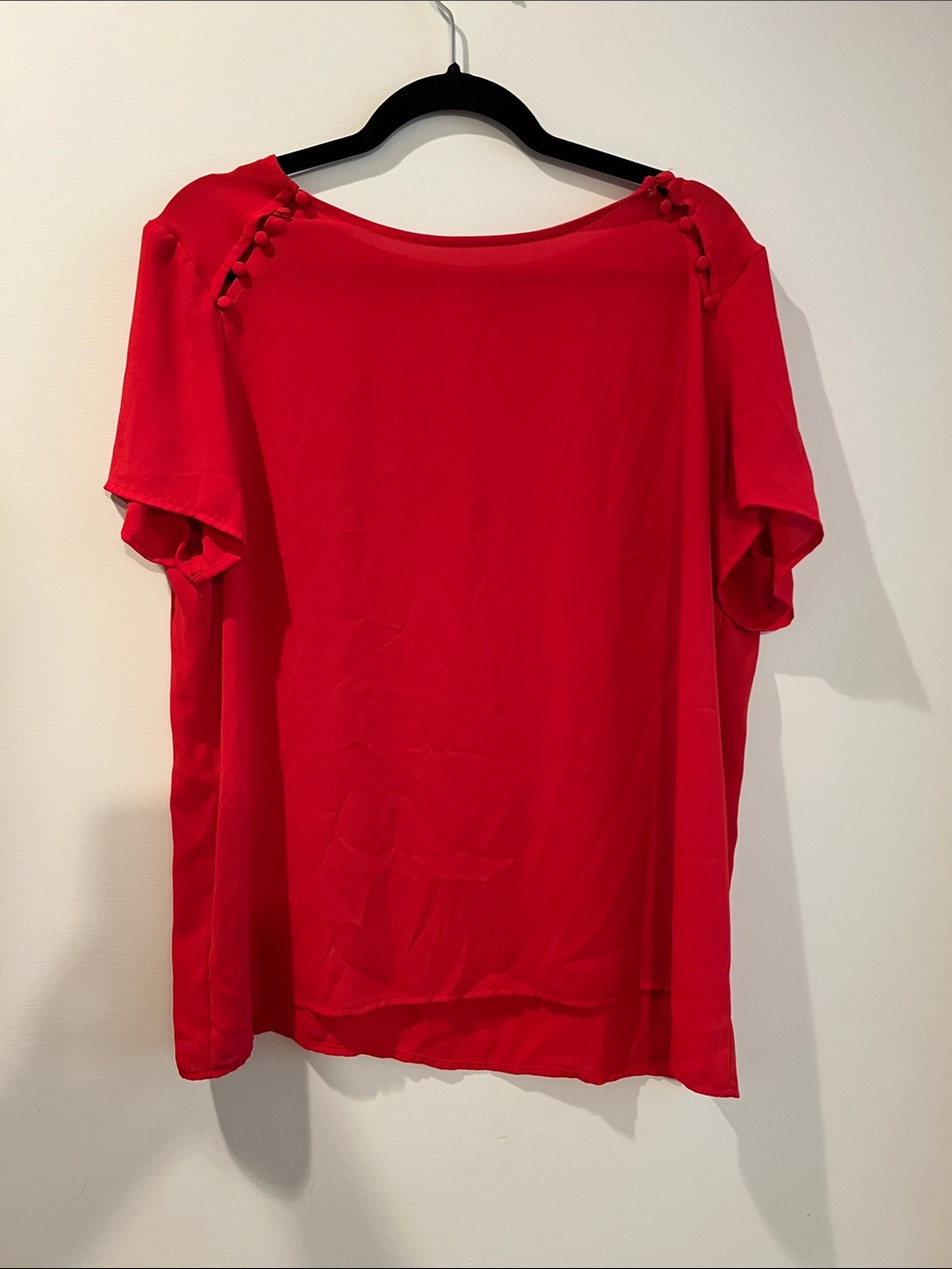 LOFT Red Short Sleeve Scoop Neck Blouse with Shoulder Button Detail